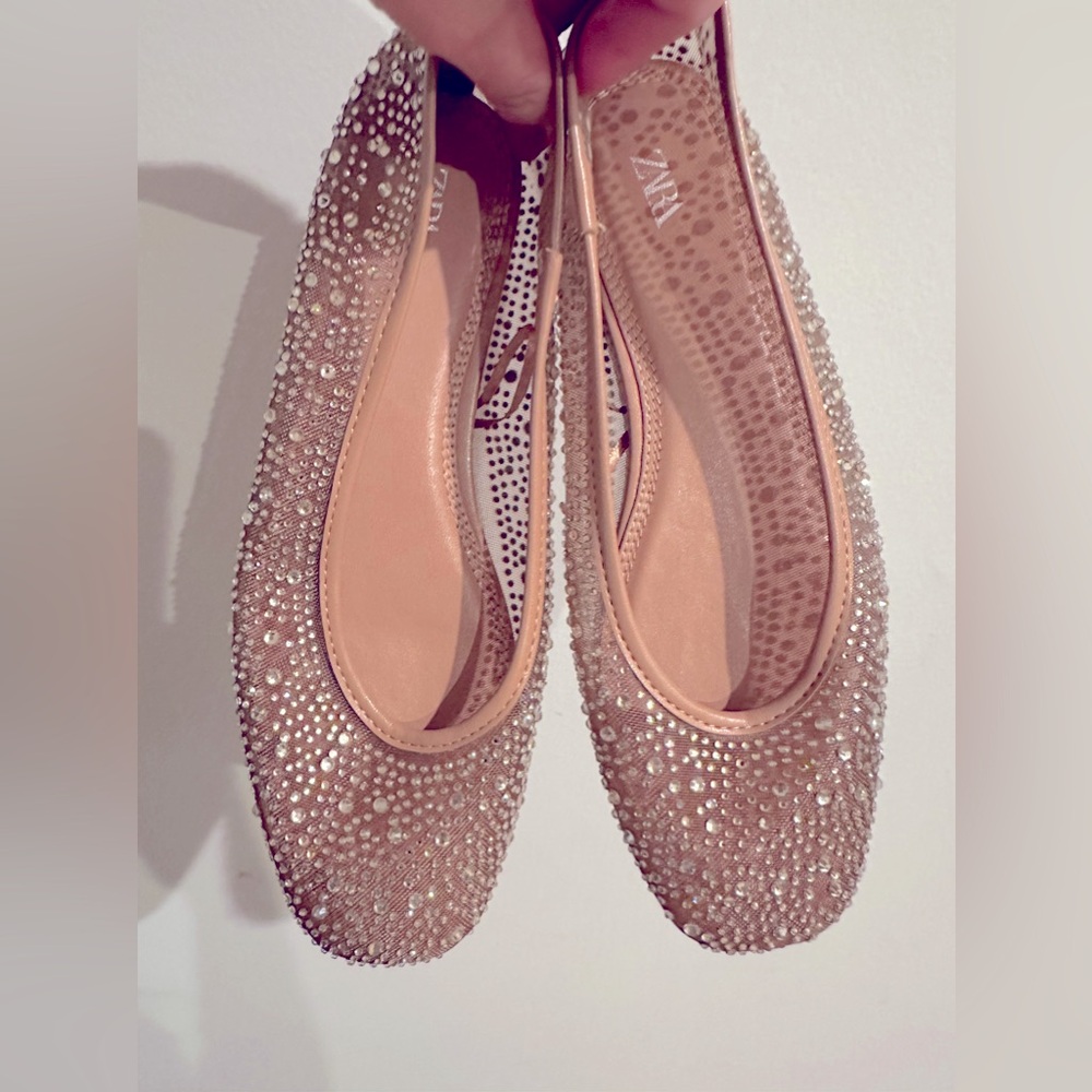 *SOLD OUT* Zara Shiny Mesh Ballet Flats 6 Beige